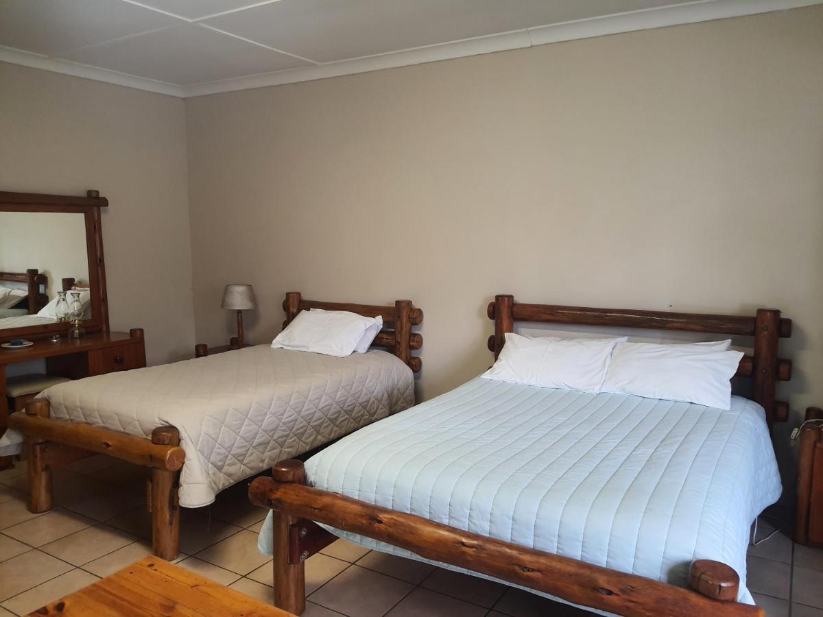Lord Fraser Guest House Wepener Exterior foto
